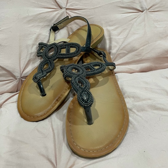 FOREVER SANDALS - Picture 3 of 3